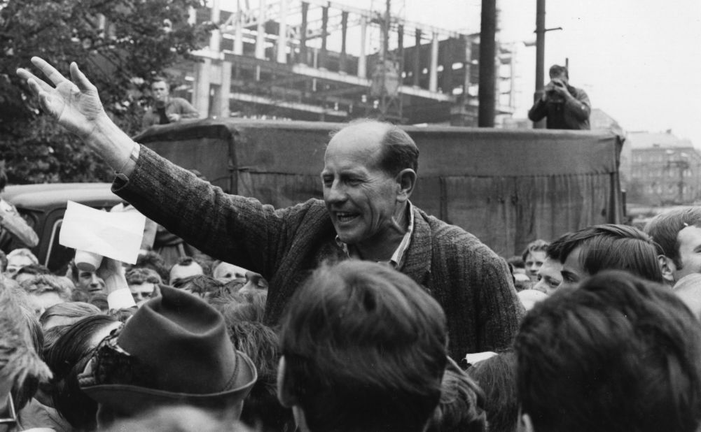 Zatopek addresses crowds during the Prague Spring of 1968, which was brutally repressed by Soviet troops. 