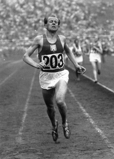 Zatopek wins the gold medal in the 10,000m at the 1948 Olympic Games in London -- his breakthrough victory.