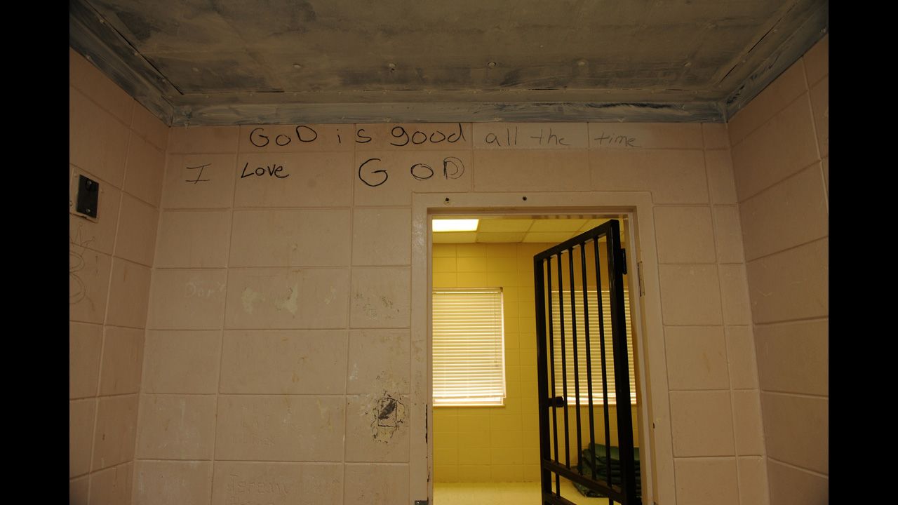 Feds Mississippi county runs 'schooltoprison pipeline' CNN