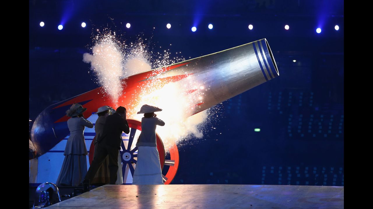 Artists perform during the closing ceremony.