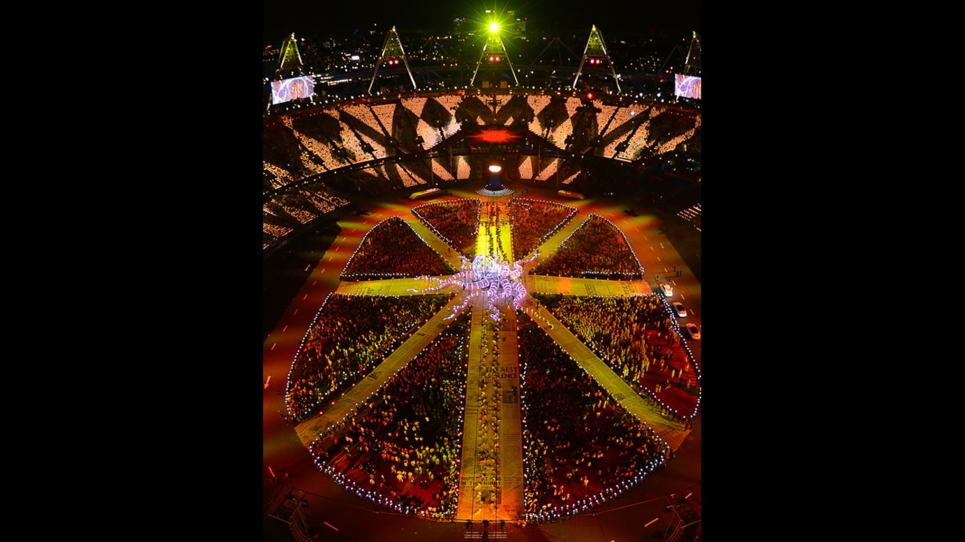 General view taken during the closing ceremony.
