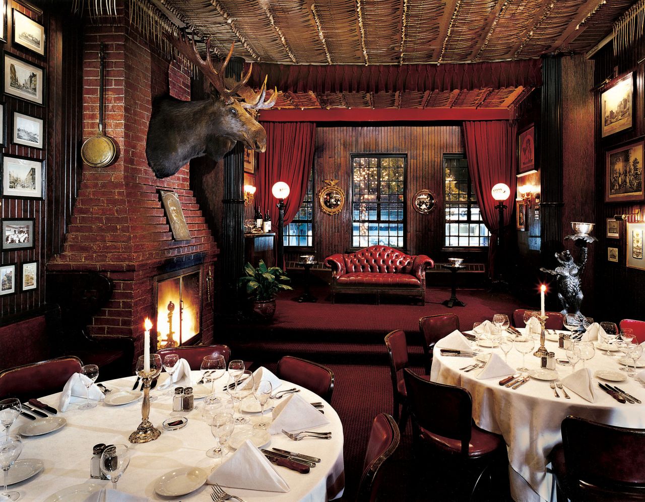Albert Keen founded Keens Steakhouse in 1885 in what was then the Theater District, Herald Square.