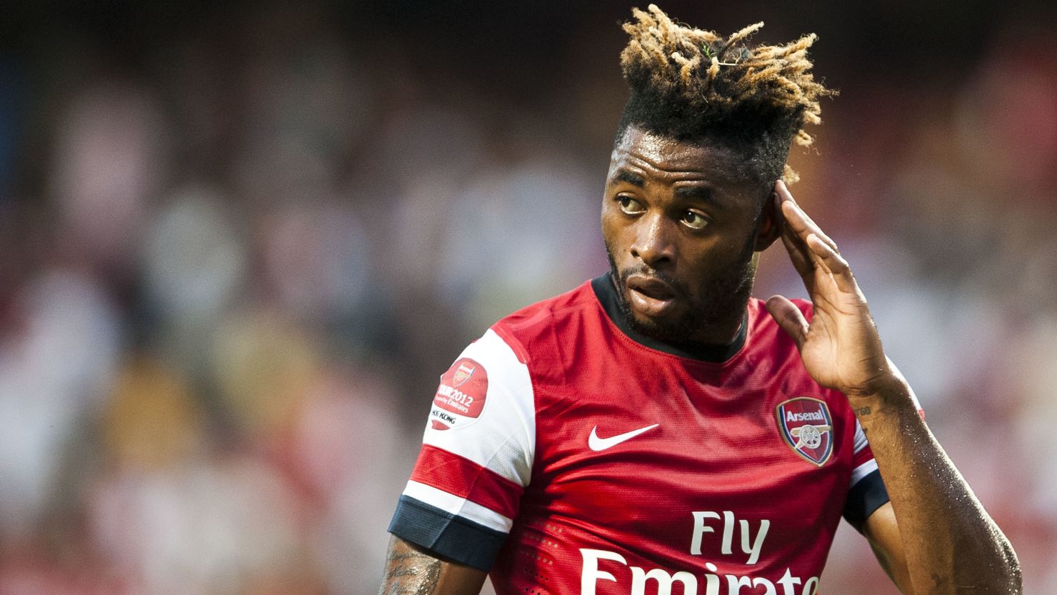 Alex Song will have a medical with Barcelona on Monday ahead of completing his move to the Spanish side