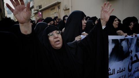 Bahraini Shiite Muslim women attend the funeral of 16-year-old Hussam al-Haddad in Muharreq on August 18, 2012. 