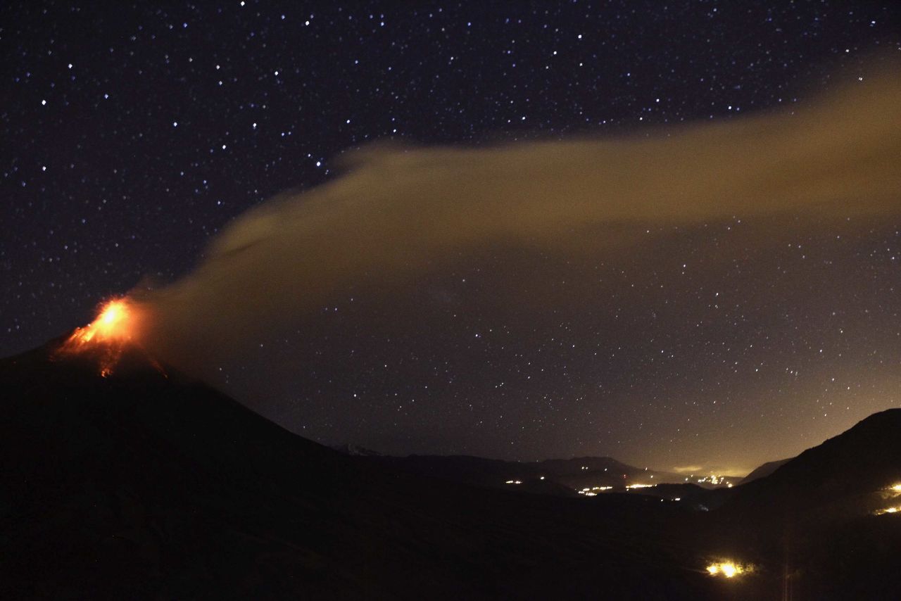 A large cloud of ash blows over the town of Bilbao on Tuesday.