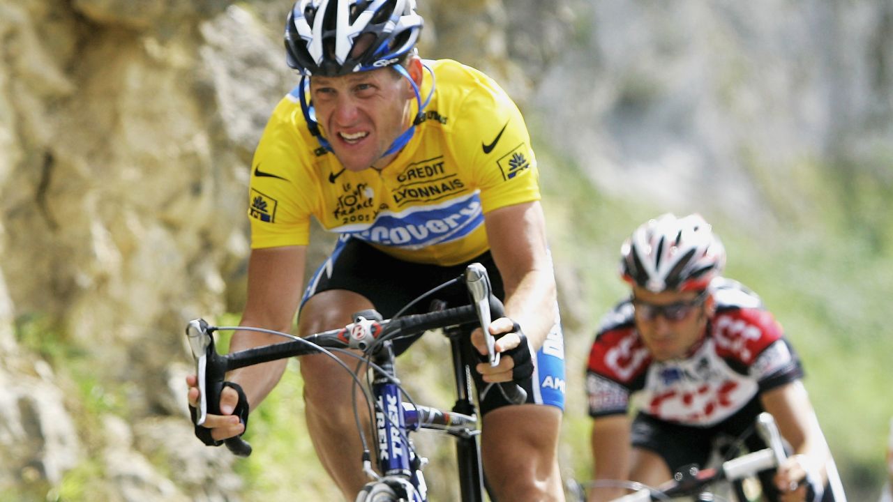  Lance Armstrong of the USA riding for the Discovery Channel cycling team and Ivan Basso of Italy from the CSC team during the stage 16 of the 92nd Tour de France between Mourenx and Pau on July 19, 2005, France.