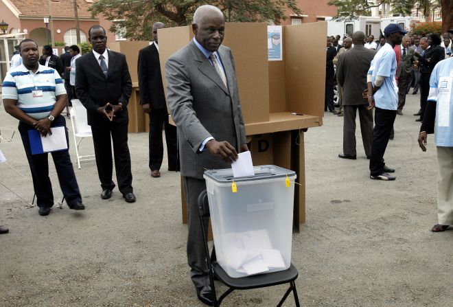 Dos Santos casts his ballot on September 05, 2008, at the polling station behind the presidential palace in Luanda. MPLA won the last elections with a landslide 82% of the vote.