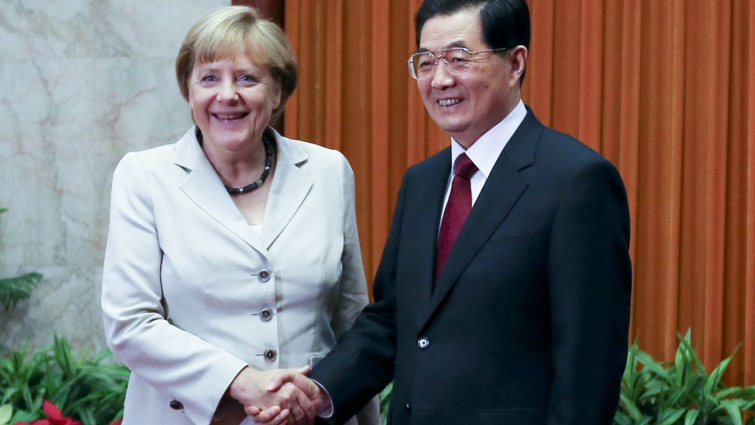 German Chancellor Angela Merkel and Chinese President Hu Jintao in Beijing on August 30, 2012.