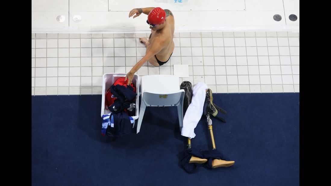 British swimmer Anthony Stephens prepares for the men's 50-meter freestyle final.