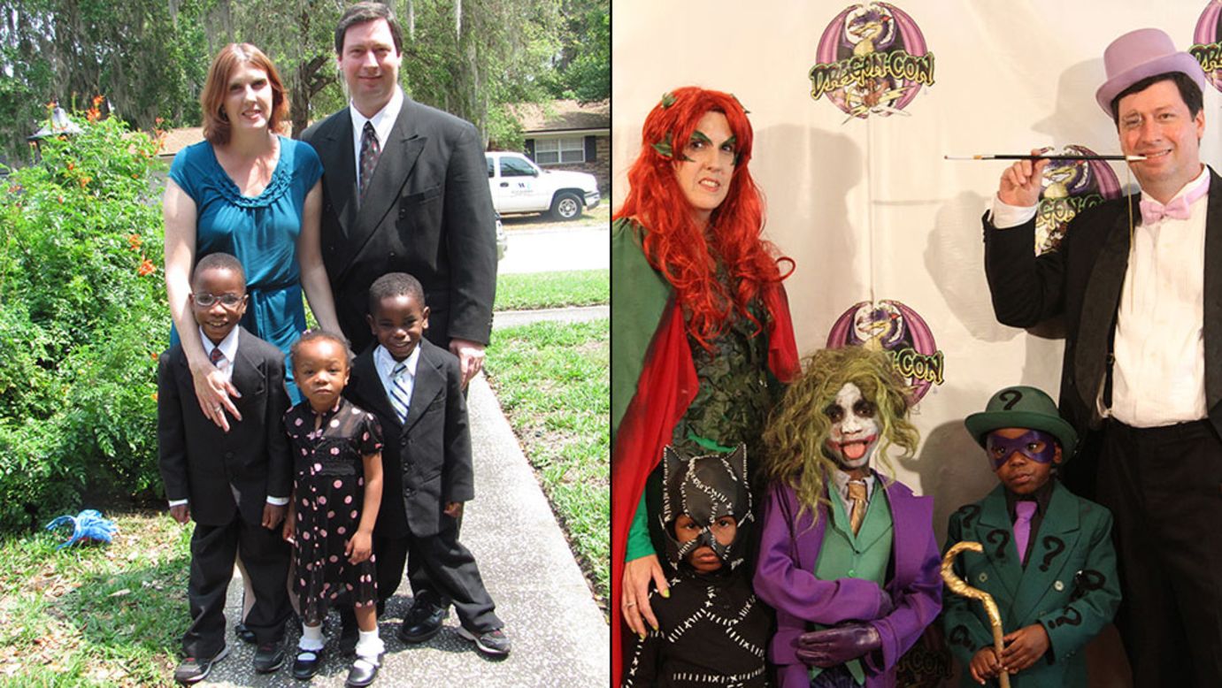 <strong>The Parker family as Poison Ivy, Catwoman, Joker, Riddler, and Penguin ("Batman")</strong>