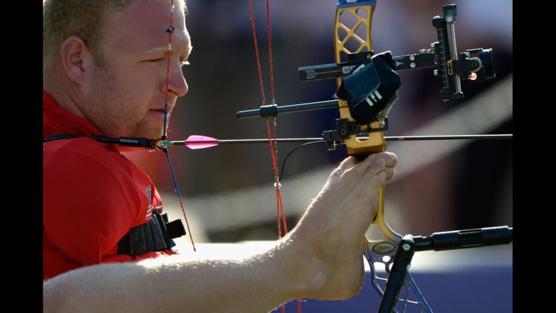 Matt Stutzman of the United States competes in men's individual compound archery.