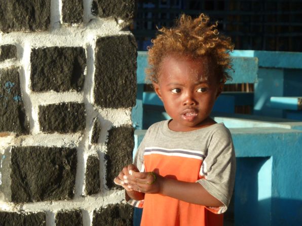 Being one of the last places on earth to be settled by humans, and because of its unique geographic location, Madagascan culture is a unique blend of influences.