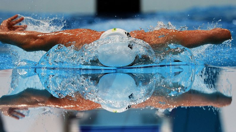 Matthew Cowdrey of Australia competes in the men's 200-meter individual medley SM9 final Thursday.