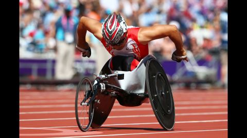 Japan's Jun Hiromichi competes Friday in the men's 200-meter T53 heats.