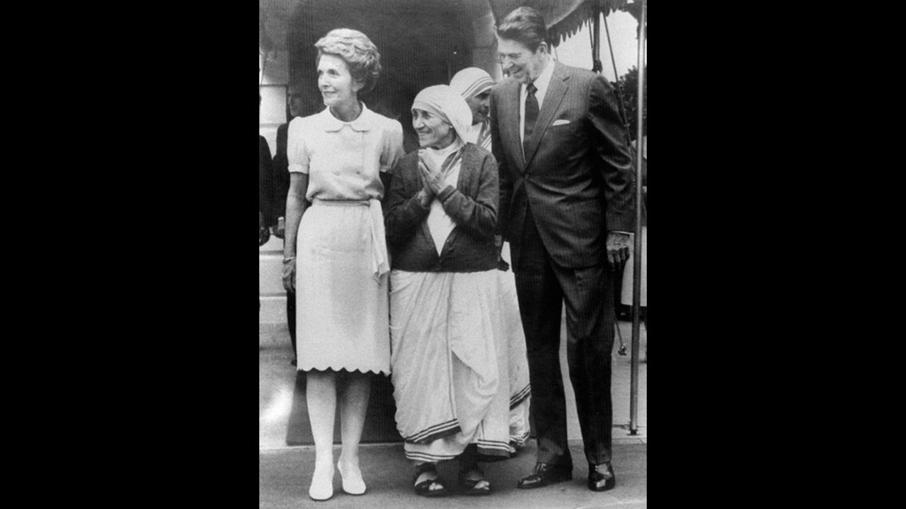 President Ronald Reagan and his wife, Nancy, bid farewell to the Mother Teresa at the White House on May 6, 1981. 