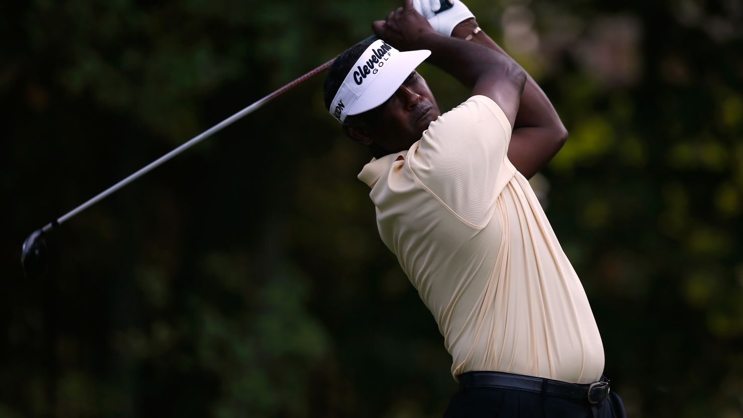 Vijay Singh tees off on the 12th at Crooked Stick on his way to a 66 and the halfway lead at the BMW Championship.