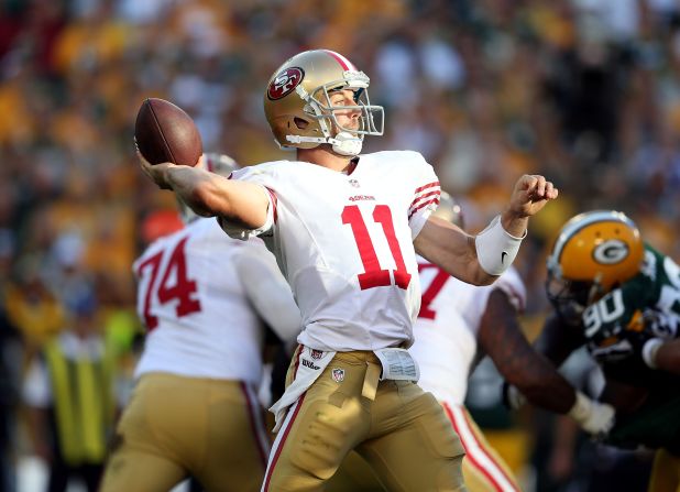 No.11 Alex Smith of the San Francisco 49ers throws a pass during the NFL season opener against the Green Bay Packers on Sunday.