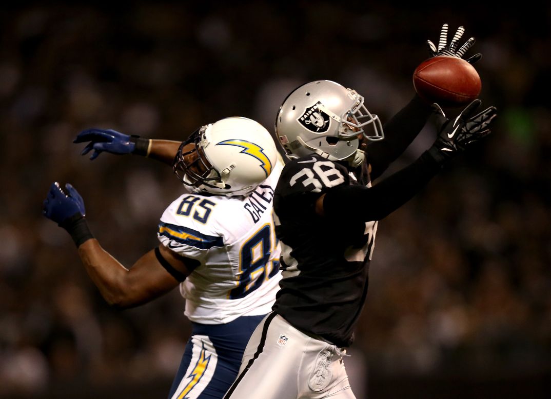 Event Feedback: Oakland Raiders vs San Diego Chargers - NFL