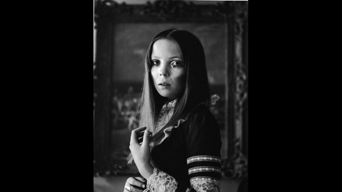 Penelope Tree, who came from a prominent New York family, became a muse to Vreeland and was considered an "it girl" of the 1960s. Vreeland discovered Tree's enigmatic face at Truman Capote's Black and White Ball.