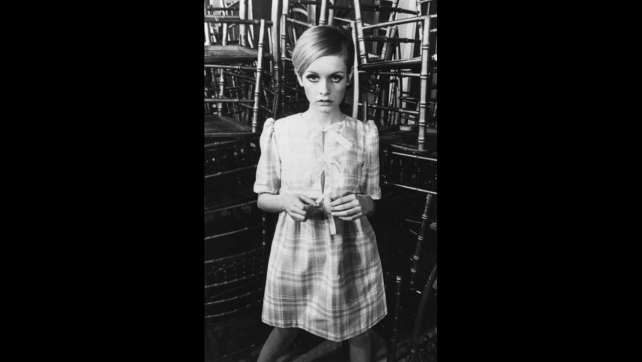 Vreeland championed Twiggy, already a British sensation, into American advertising. Twiggy's slightly adrogynous look and waif-like, pixie frame would soon catch on and become the "it" look for the fashion world.