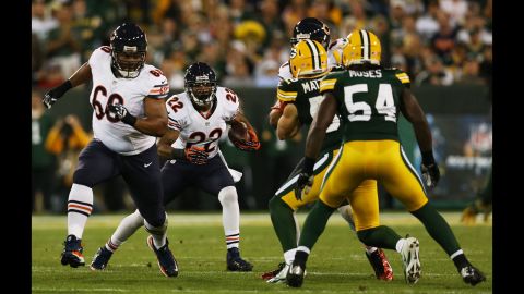 Running back Matt Forte of the Chicago Bears carries the ball Thursday against the Green Bay Packers.
