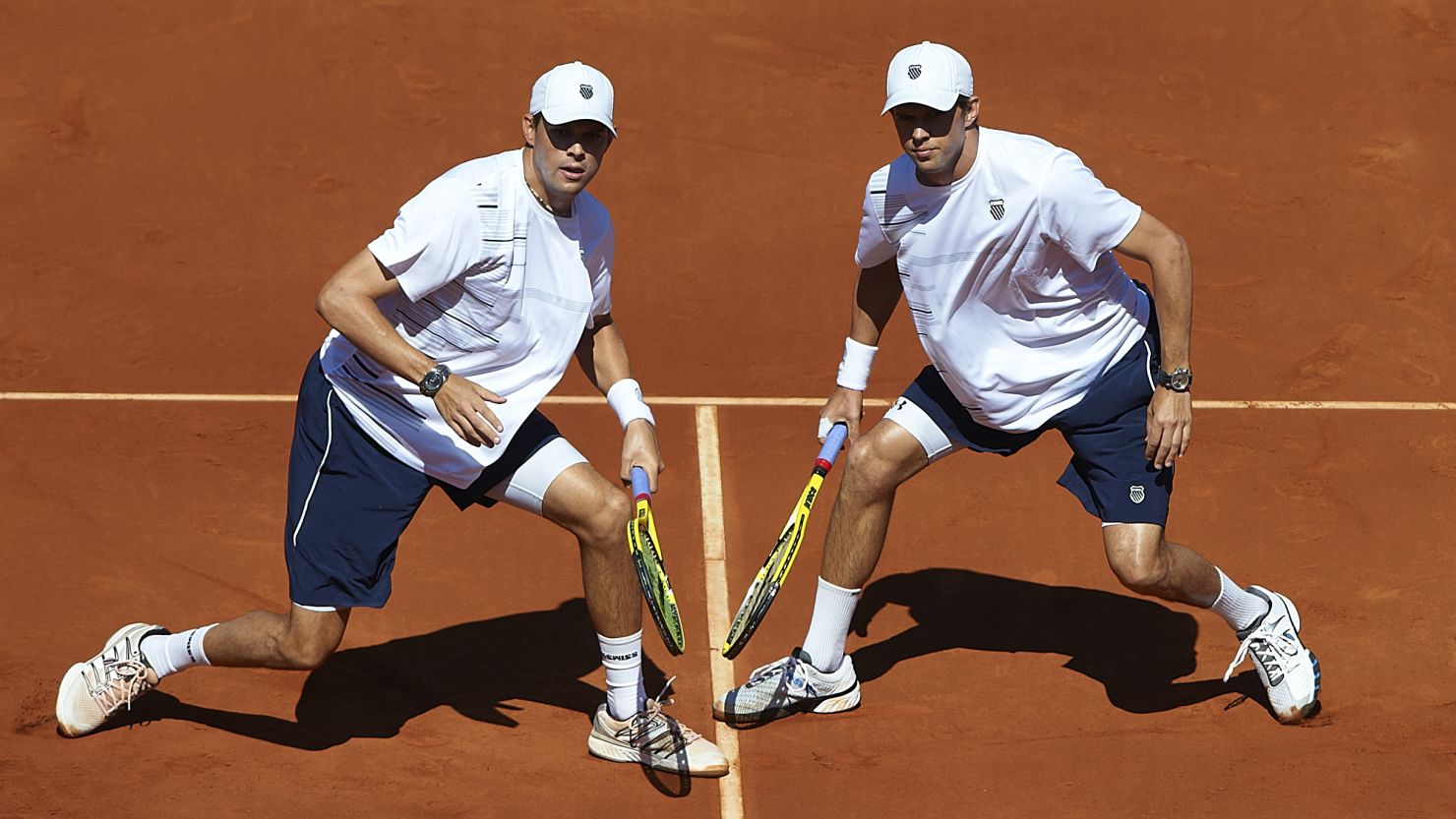 The Bryan brothers recorded their 20th victory in Davis Cup competition in Gijon on Saturday 