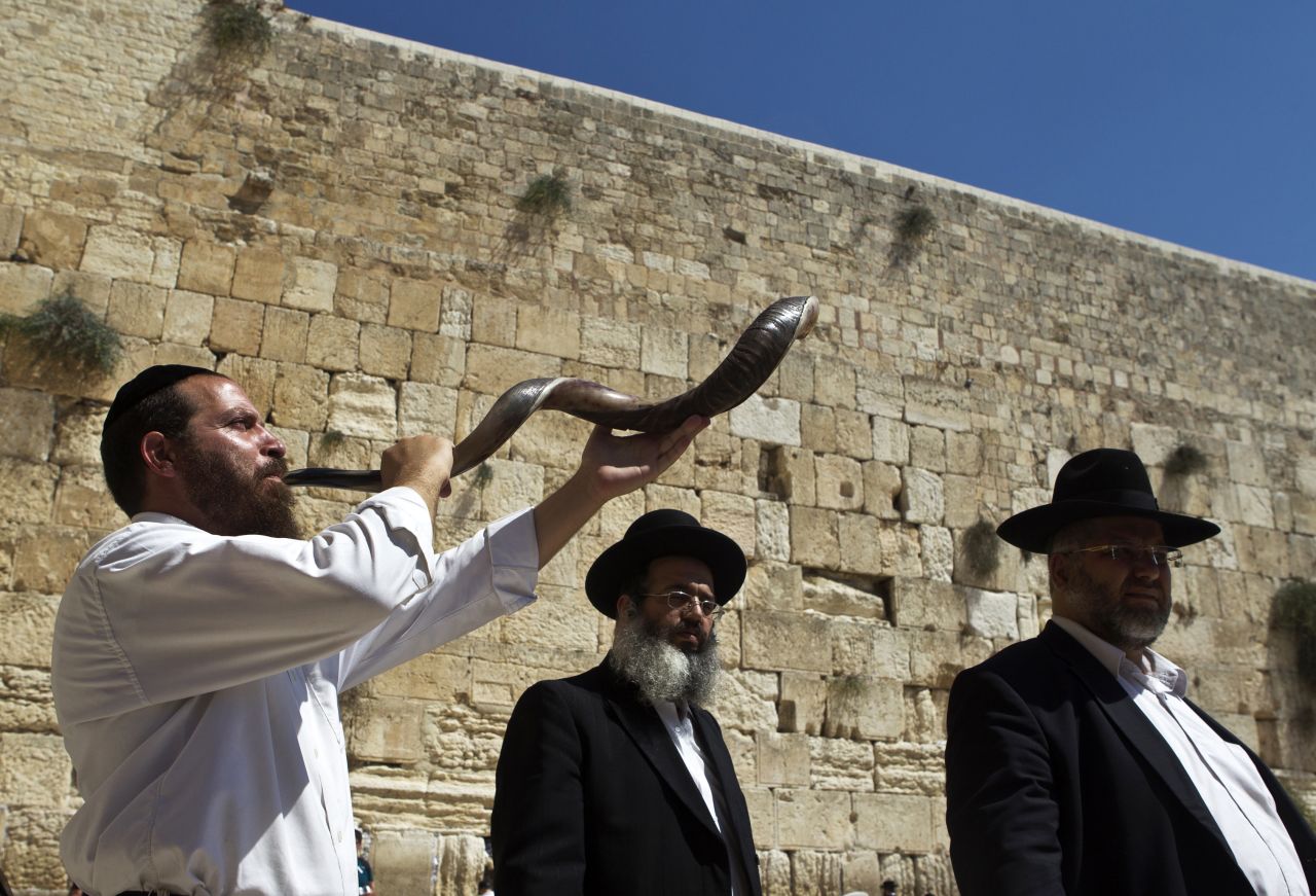 Photos Jews celebrate Rosh Hashanah CNN