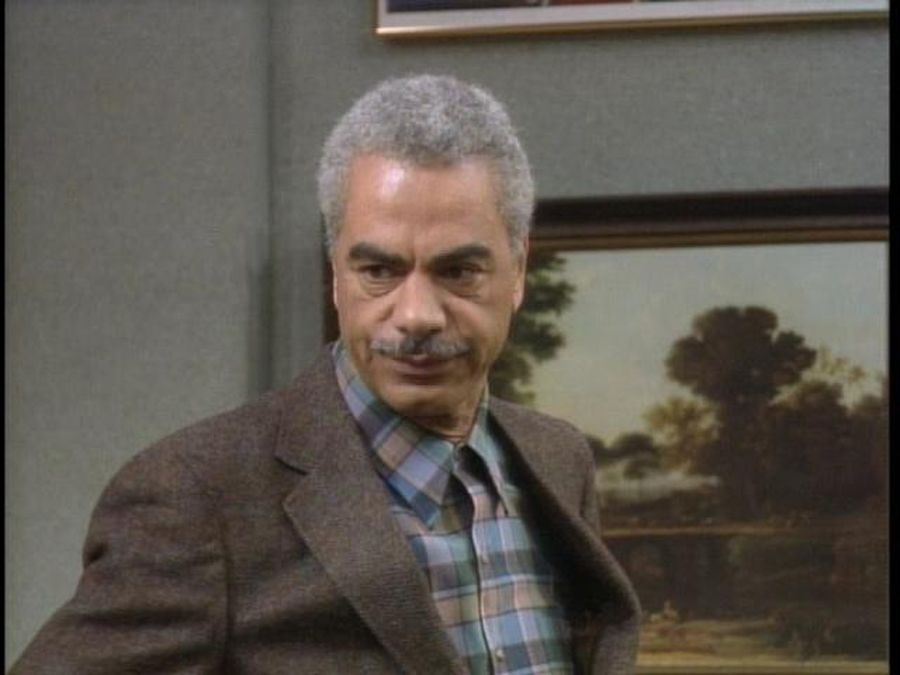 'Cosby Show' actor Earle Hyman dies at 91