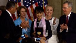 Suu Kyi Medal Ceremony