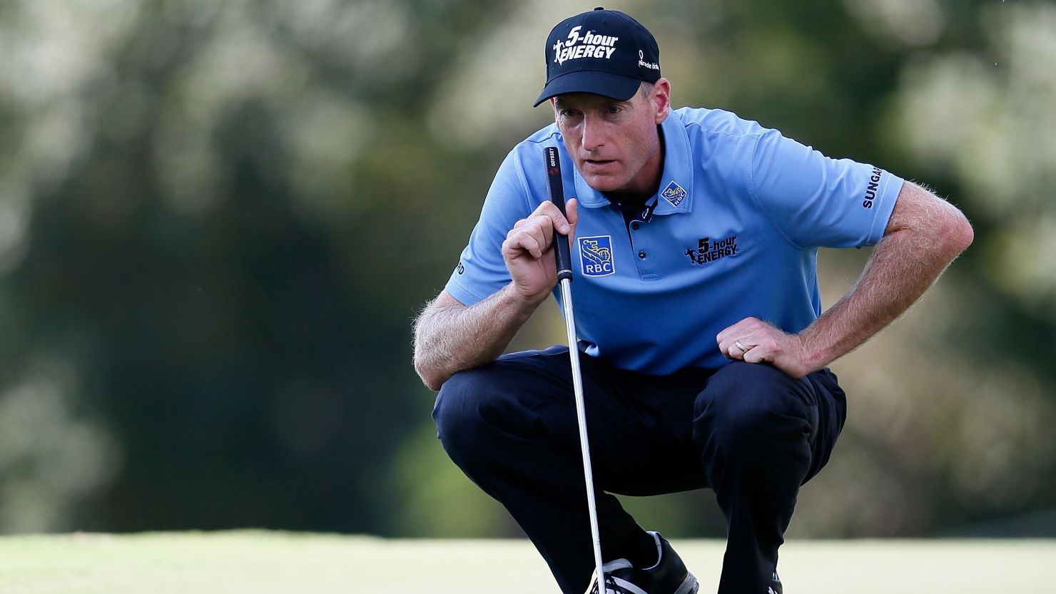 Jim Furyk turned on the style to race to the top of the leaderboard at the Tour Championship following a round of  64.