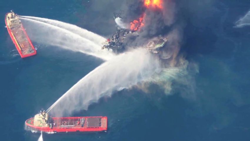 mit magnets cleaning oil spills_00004027