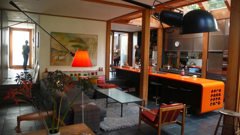 Situated in the trendy borough of Hackney, this house designed by Marcus Lee incorporates thermal efficiency, solar heating and water recycling throughout the original structure.
