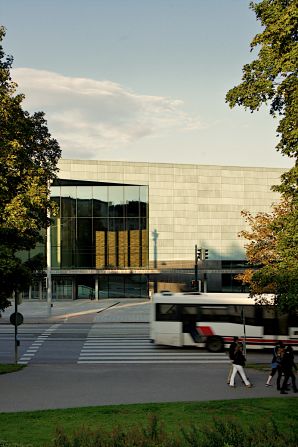 The new concert venue and music academy sits close to three of Helsinki's architectural monuments -- the neoclassical Parliament House, <a href="index.php?page=&url=http%3A%2F%2Fwww.finlandiatalo.fi%2Fen%2F" target="_blank" target="_blank">Finlandia Hall</a> (designed by Alvar Aalto) and <a href="index.php?page=&url=http%3A%2F%2Fwww.kiasma.fi%2Fkiasma_en" target="_blank">Kiasma Museum of Contemporary Art</a>.