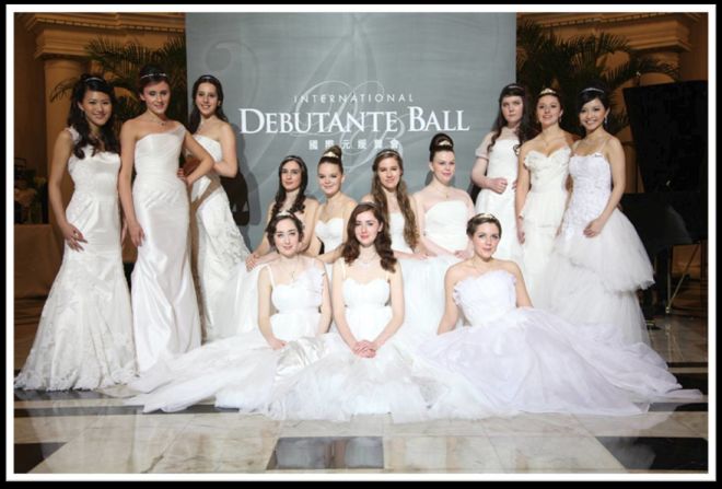 Thirteen debutantes attended the first ball in Shanghai from a number of countries including Britain, Australia, Hong Kong and Taiwan. Guest Ricky Gong, a beauty contest organizer, said the ball was "elegant, noble and very ceremonial. It had a very strong upper-class feeling."