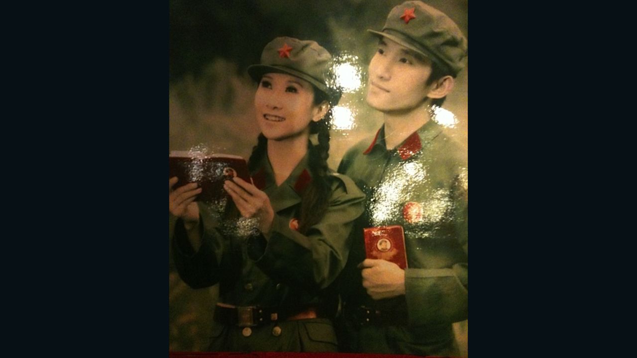 Revolutionary posters and red flags decorate the red-themed eateries.