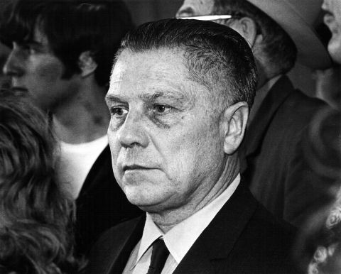 Hoffa at the Pittsburgh airport in 1971 on his way back to federal prison after being let out to visit his ailing wife. He was released from prison later that year on the condition he not resume union activity before 1980.