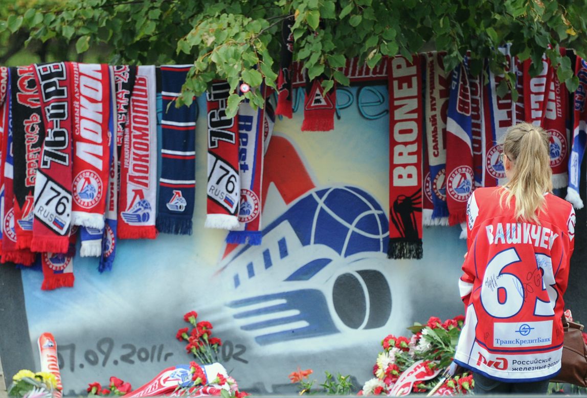 Fans from all over the Ice Hockey world paid their respects to the members of the Lokomotiv team with several players having played in the U.S. including former Minnesota and Vanvouver center Pavol Demitra.
