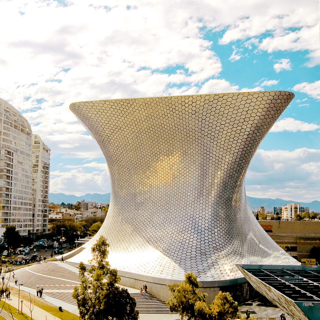 The hourglass shape of Soumaya Museum in Mexico City is completely clad in aluminum, and its seductive form houses a priceless collection of European art. 