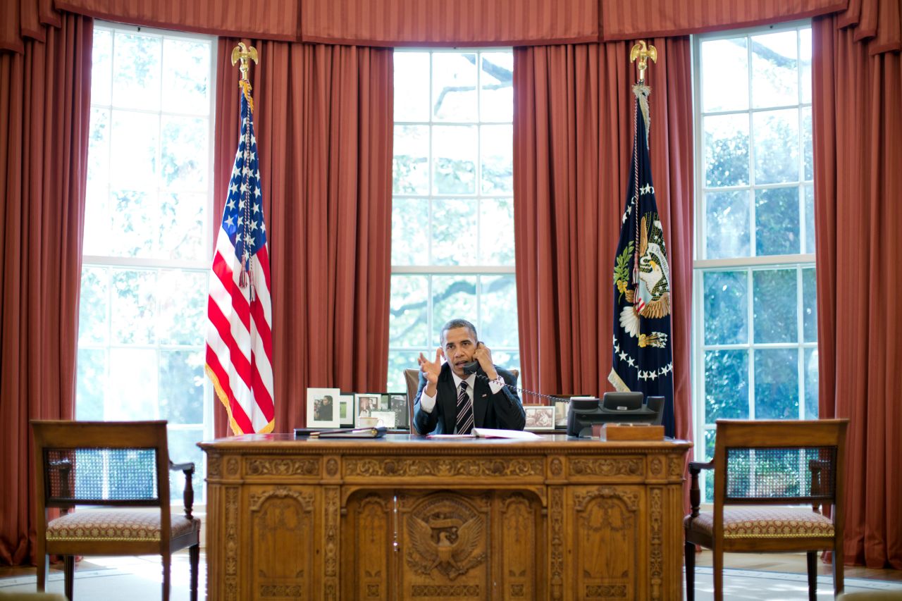 Obama talks on the phone with Prime Minister Benjamin Netanyahu of Israel in the Oval Office on Friday, September 28.