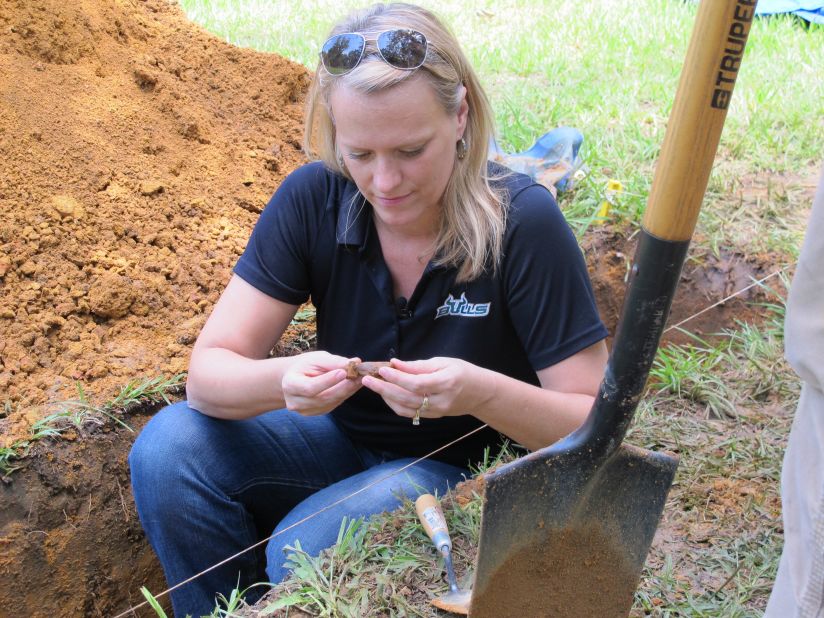 Professor Erin Kimmerle of University of Southern Florida is part of the investigation team.