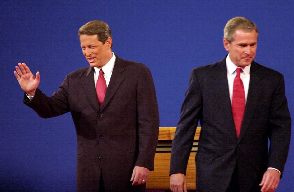 After a presidential debate in 2000, cameras caught a visibly annoyed Al Gore (L) sighing and shaking his head when George W. Bush spoke. 