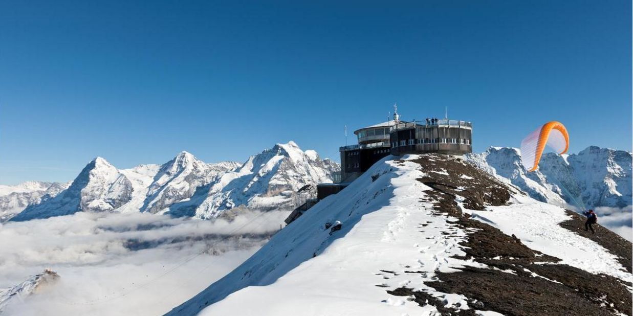 Known for its stunning alpine views, the Piz Gloria restaurant at the top of Schilthorn in Switzerland is featured in "On Her Majesty's Secret Service" (1969). 