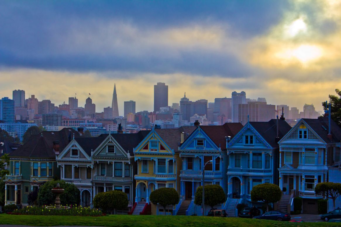 As part of our <a href="http://edition.cnn.com/SPECIALS/greatbuildings">Great Buildings</a> special, CNN iReport asked you to send in photos and video of your favorite buildings. Here are a selection of the best. John McGraw took this stunning picture of San Francisco's Painted Ladies. "To see the city of San Francisco waking up in the background was an amazing site," McGraw said.