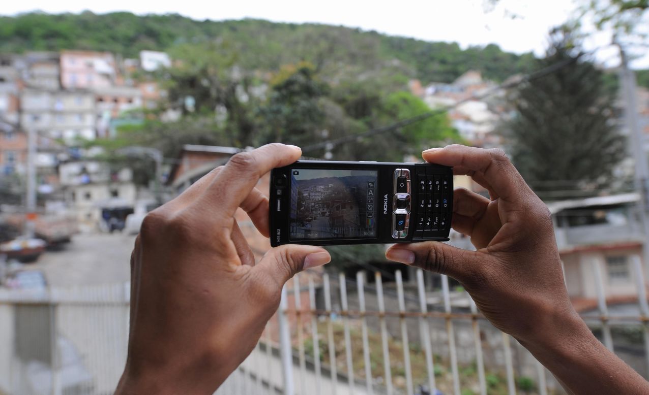 Brazil boasts a rate of more than one mobile subscription per person -- yet many living in the poorest areas, such as the favela (shanty town) complexes of Rio de Janeiro, are without mobile phones. 