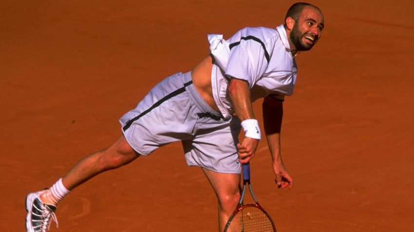 Agassi at the 1999 French Open (Photo: Getty Images)
