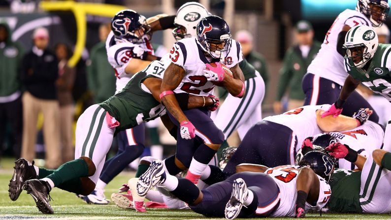 Arian Foster runs the ball against the New York Jets.