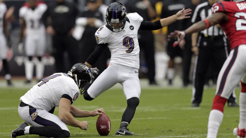 Kicker Justin Tucker of the Ravens connects for a 51-yard field goal in the first quarter against the Texans.