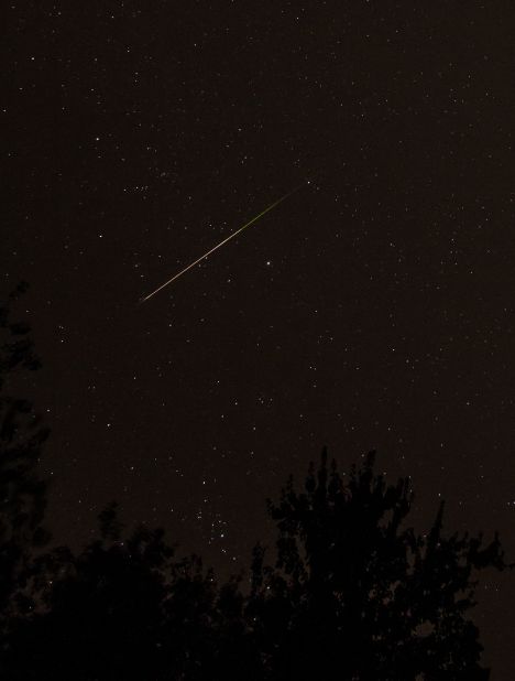 Using a Canon 5D Mark II camera, <a href="http://ireport.cnn.com/docs/DOC-861953">Mike Black</a> photographed the Orionid meteor shower early Sunday morning. "When one of those bits of rock enters our atmosphere, it burns up and we get to enjoy a meteor shower. It's just one of nature's spectactular shows," he said. 