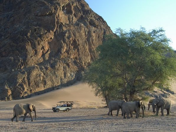 Working closely with local communities is alsothe best way to make a success of tourism ideas like the Damaraland Camp eco-resort. 