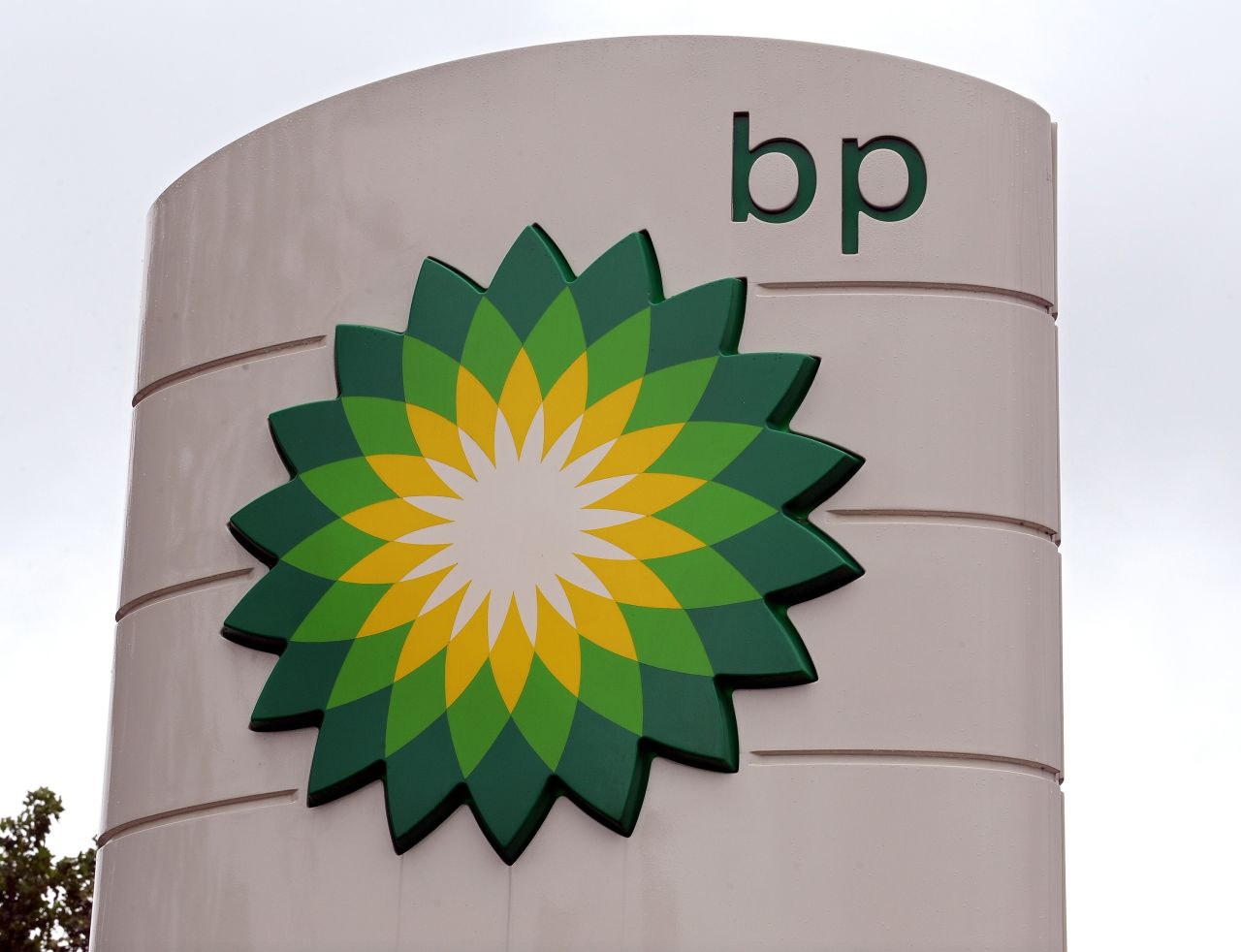 BP saw a rebound in its profits to $23.8 billion dollars from $11.2 billion the previous year, Fortune noted, pushing it up the ranks. 